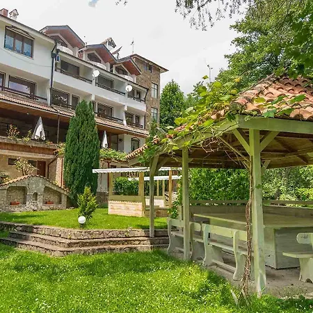 Guest house райски кът Kalofer
