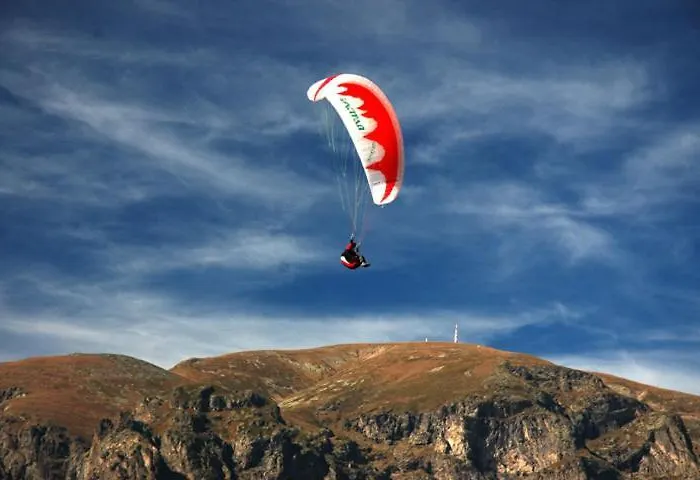 Paradise Place Hotel 2*